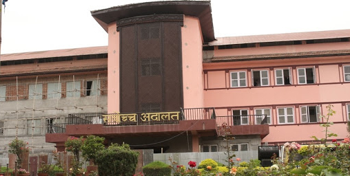 न्याय–अन्याय छुट्याउने न्यायाधीशहरुमाथि नै अन्याय, डामेर छोडेपछिको अन्योल